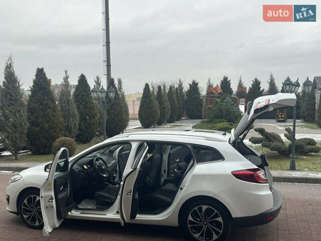 Білий Рено Меган, об'ємом двигуна 1.6 л та пробігом 214 тис. км за 9900 $, фото 46 на Automoto.ua