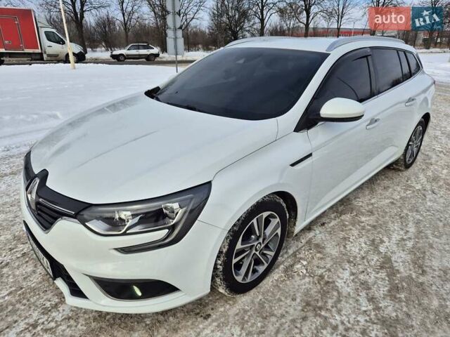 Білий Рено Меган, об'ємом двигуна 1.46 л та пробігом 233 тис. км за 12300 $, фото 2 на Automoto.ua