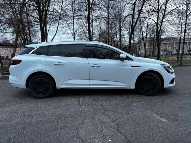 Белый Рено Меган, объемом двигателя 1.5 л и пробегом 233 тыс. км за 10990 $, фото 5 на Automoto.ua