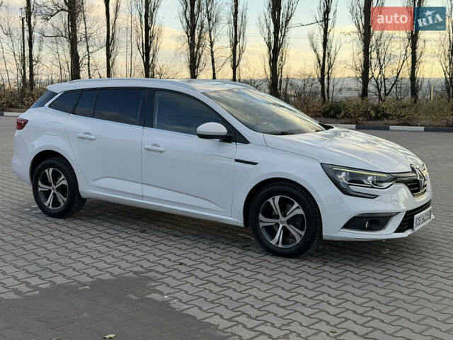 Белый Рено Меган, объемом двигателя 1.46 л и пробегом 227 тыс. км за 10900 $, фото 18 на Automoto.ua