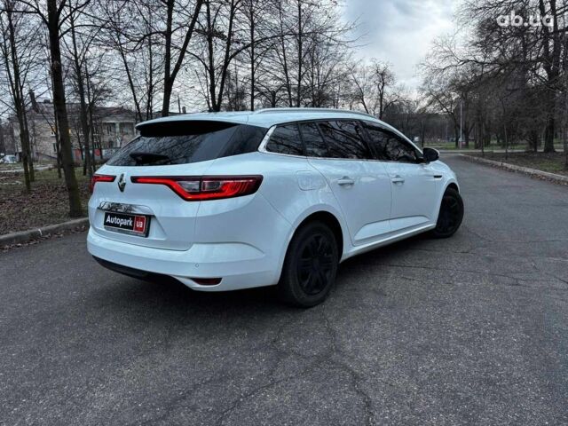 Белый Рено Меган, объемом двигателя 1.5 л и пробегом 233 тыс. км за 10990 $, фото 4 на Automoto.ua