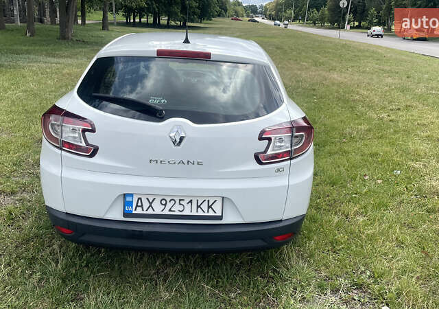 Белый Рено Меган, объемом двигателя 1.46 л и пробегом 280 тыс. км за 7700 $, фото 5 на Automoto.ua