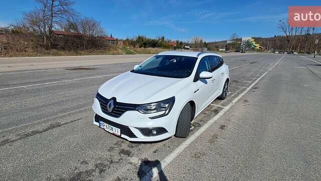 Белый Рено Меган, объемом двигателя 1.46 л и пробегом 303 тыс. км за 12000 $, фото 2 на Automoto.ua