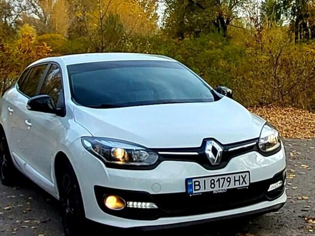 Белый Рено Меган, объемом двигателя 1.5 л и пробегом 23000 тыс. км за 9200 $, фото 2 на Automoto.ua
