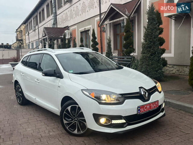Білий Рено Меган, об'ємом двигуна 1.6 л та пробігом 214 тис. км за 9900 $, фото 70 на Automoto.ua