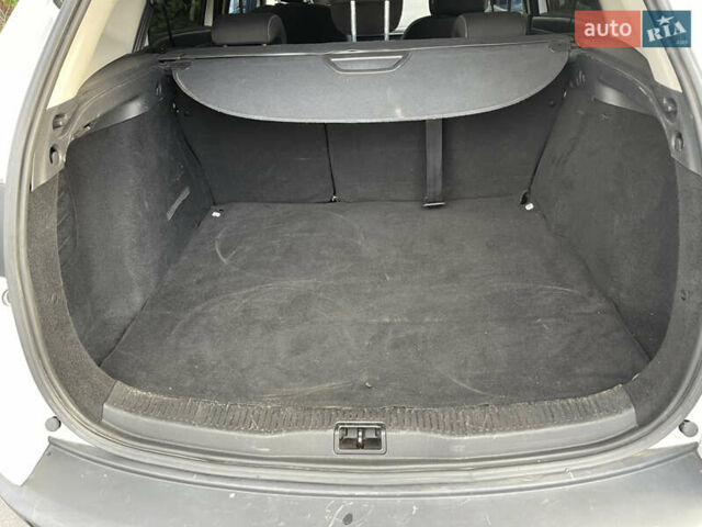 Белый Рено Меган, объемом двигателя 1.46 л и пробегом 246 тыс. км за 8900 $, фото 22 на Automoto.ua