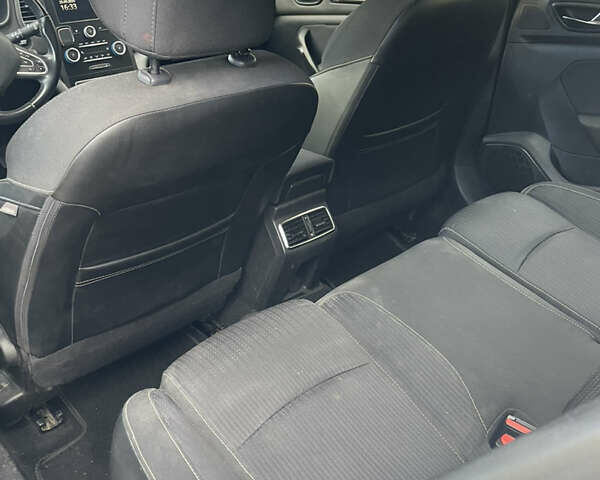 Белый Рено Меган, объемом двигателя 1.46 л и пробегом 260 тыс. км за 9800 $, фото 9 на Automoto.ua