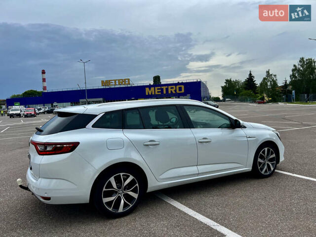 Белый Рено Меган, объемом двигателя 1.46 л и пробегом 222 тыс. км за 11400 $, фото 5 на Automoto.ua