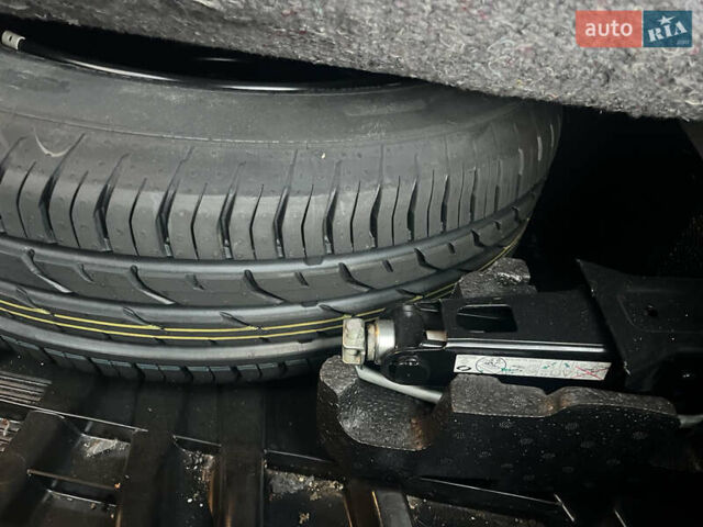 Білий Рено Меган, об'ємом двигуна 1.6 л та пробігом 214 тис. км за 9900 $, фото 65 на Automoto.ua