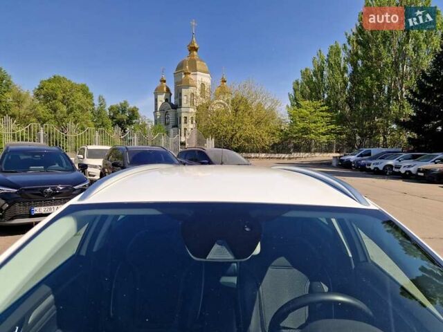 Білий Рено Меган, об'ємом двигуна 1.5 л та пробігом 253 тис. км за 11999 $, фото 8 на Automoto.ua