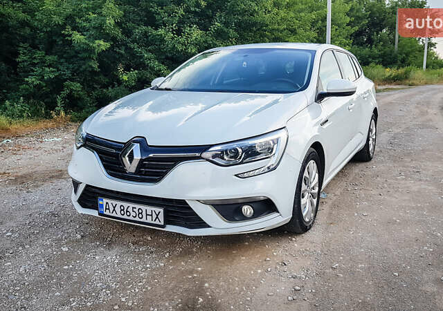 Білий Рено Меган, об'ємом двигуна 1.46 л та пробігом 184 тис. км за 11700 $, фото 2 на Automoto.ua