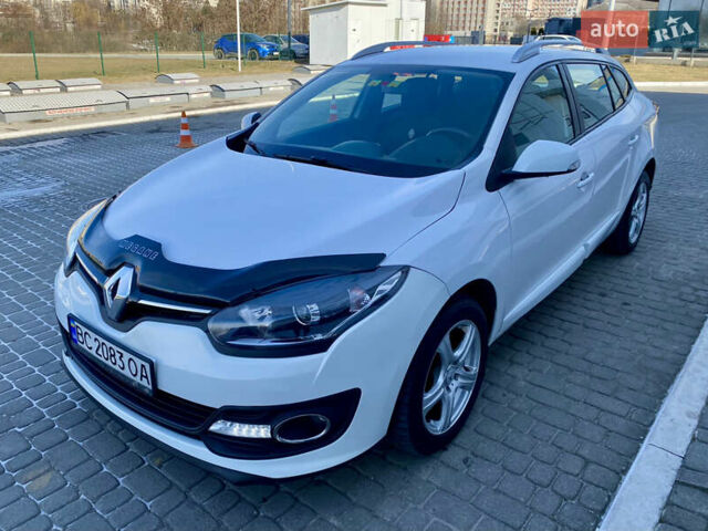 Белый Рено Меган, объемом двигателя 1.5 л и пробегом 239 тыс. км за 7899 $, фото 1 на Automoto.ua