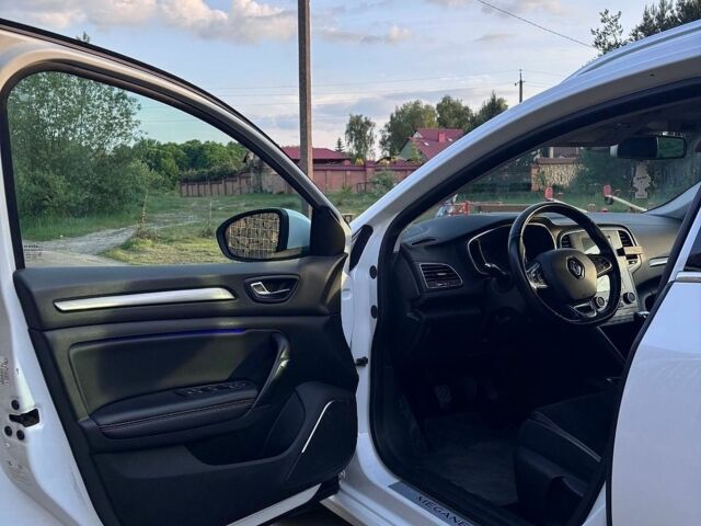 Білий Рено Меган, об'ємом двигуна 1.6 л та пробігом 213 тис. км за 12300 $, фото 8 на Automoto.ua