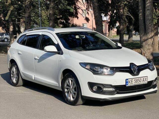 Белый Рено Меган, объемом двигателя 1.5 л и пробегом 223 тыс. км за 10400 $, фото 14 на Automoto.ua