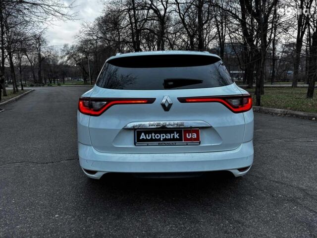 Белый Рено Меган, объемом двигателя 1.5 л и пробегом 233 тыс. км за 10990 $, фото 3 на Automoto.ua