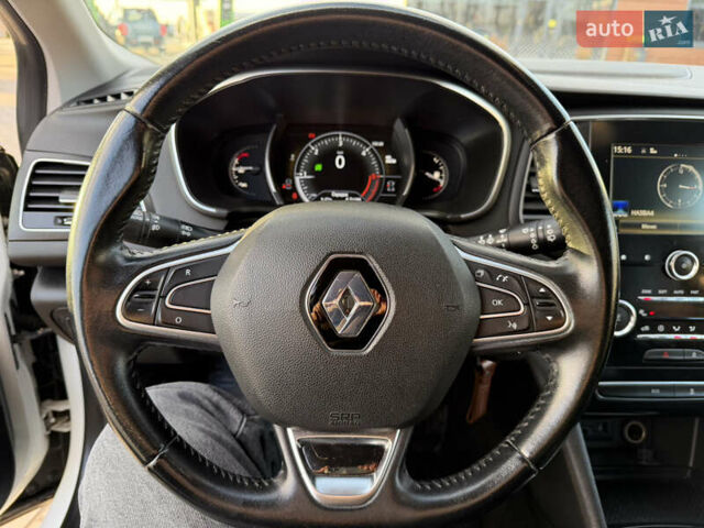 Белый Рено Меган, объемом двигателя 1.46 л и пробегом 227 тыс. км за 10900 $, фото 25 на Automoto.ua