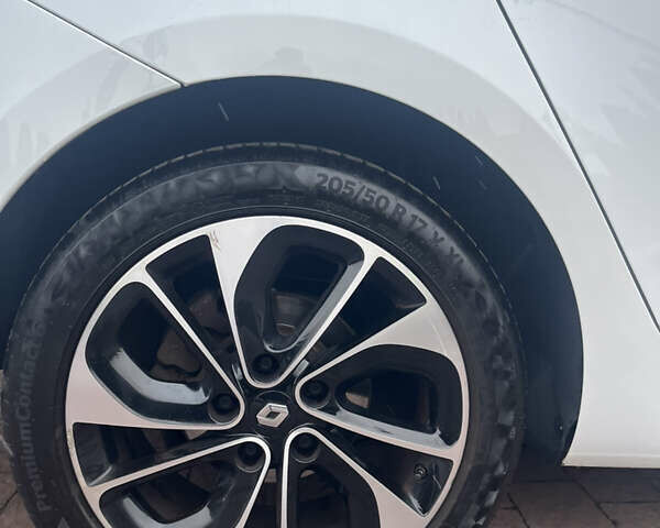 Білий Рено Меган, об'ємом двигуна 1.6 л та пробігом 214 тис. км за 9900 $, фото 66 на Automoto.ua