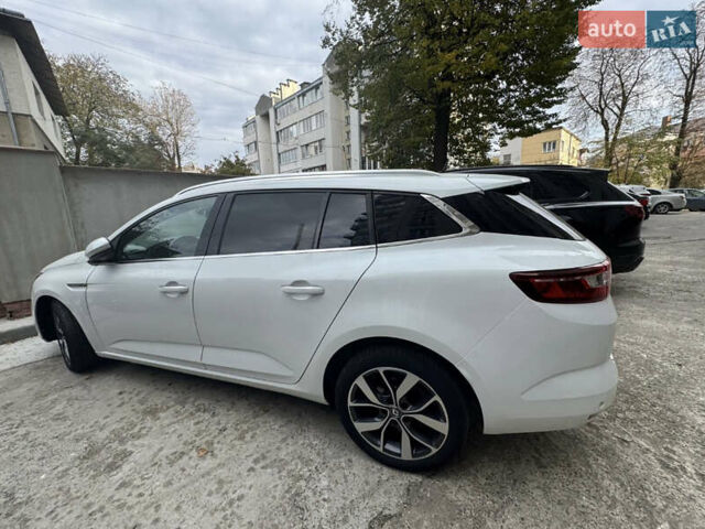 Белый Рено Меган, объемом двигателя 1.5 л и пробегом 222 тыс. км за 14150 $, фото 1 на Automoto.ua