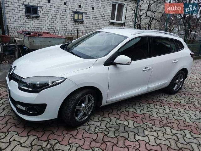Білий Рено Меган, об'ємом двигуна 1.46 л та пробігом 320 тис. км за 10300 $, фото 3 на Automoto.ua