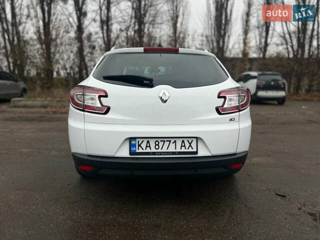 Білий Рено Меган, об'ємом двигуна 1.5 л та пробігом 294 тис. км за 9600 $, фото 4 на Automoto.ua
