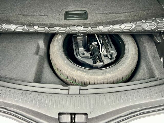 Белый Рено Меган, объемом двигателя 0.15 л и пробегом 198 тыс. км за 4000 $, фото 6 на Automoto.ua