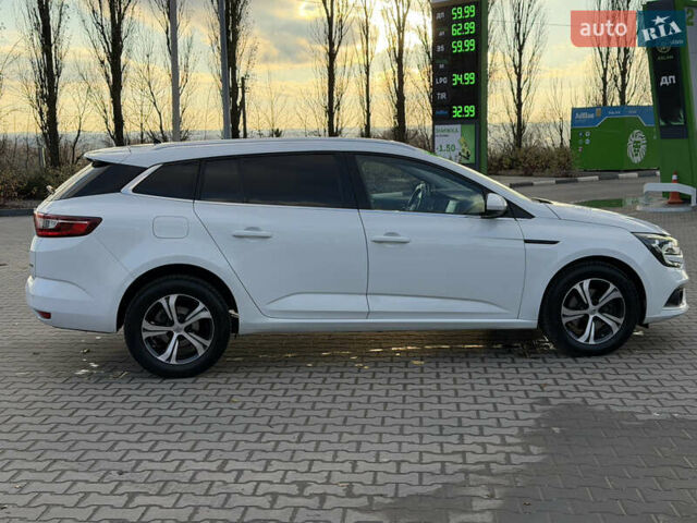 Белый Рено Меган, объемом двигателя 1.46 л и пробегом 227 тыс. км за 10900 $, фото 17 на Automoto.ua