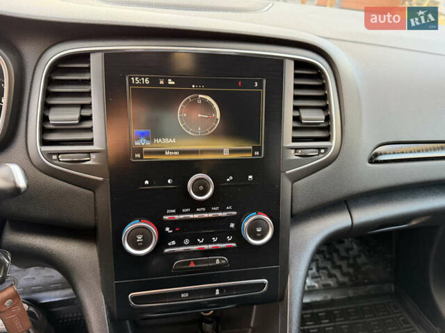 Белый Рено Меган, объемом двигателя 1.46 л и пробегом 227 тыс. км за 10900 $, фото 27 на Automoto.ua