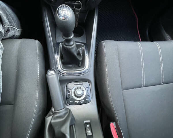 Белый Рено Меган, объемом двигателя 1.46 л и пробегом 246 тыс. км за 8900 $, фото 16 на Automoto.ua