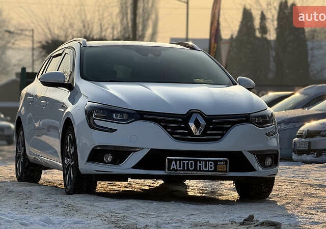 Белый Рено Меган, объемом двигателя 1.46 л и пробегом 226 тыс. км за 13300 $, фото 1 на Automoto.ua