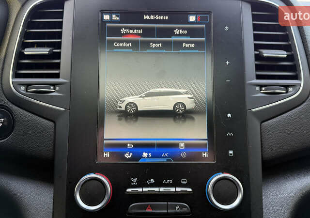 Белый Рено Меган, объемом двигателя 1.46 л и пробегом 226 тыс. км за 13300 $, фото 26 на Automoto.ua