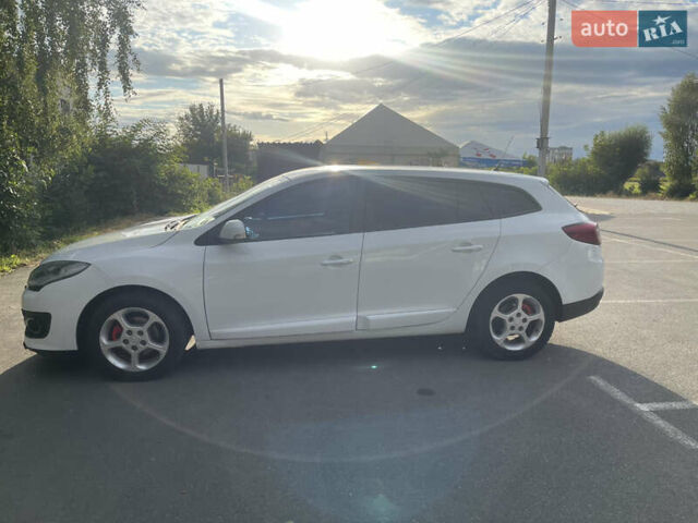 Белый Рено Меган, объемом двигателя 1.46 л и пробегом 255 тыс. км за 8500 $, фото 6 на Automoto.ua