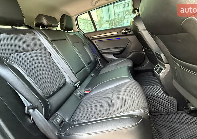 Белый Рено Меган, объемом двигателя 1.46 л и пробегом 226 тыс. км за 13300 $, фото 32 на Automoto.ua