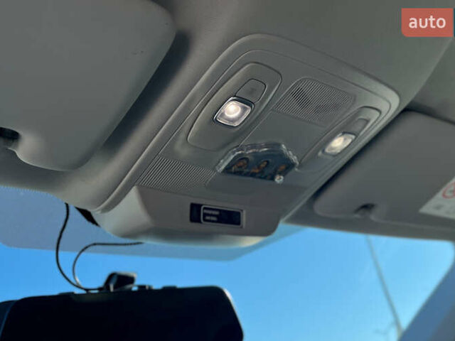 Білий Рено Меган, об'ємом двигуна 1.46 л та пробігом 184 тис. км за 11300 $, фото 14 на Automoto.ua