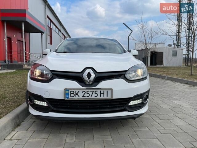Білий Рено Меган, об'ємом двигуна 1.46 л та пробігом 248 тис. км за 8600 $, фото 21 на Automoto.ua