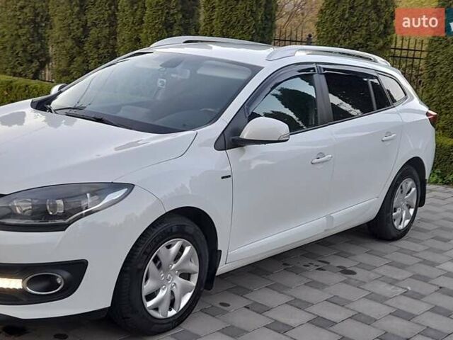 Белый Рено Меган, объемом двигателя 1.5 л и пробегом 231 тыс. км за 9450 $, фото 8 на Automoto.ua