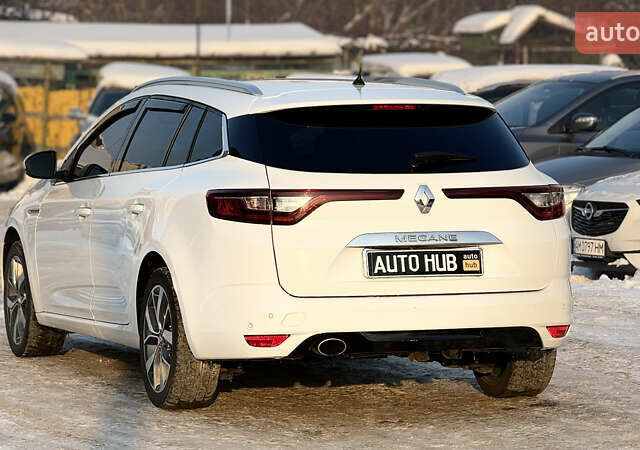 Белый Рено Меган, объемом двигателя 1.46 л и пробегом 226 тыс. км за 13300 $, фото 7 на Automoto.ua