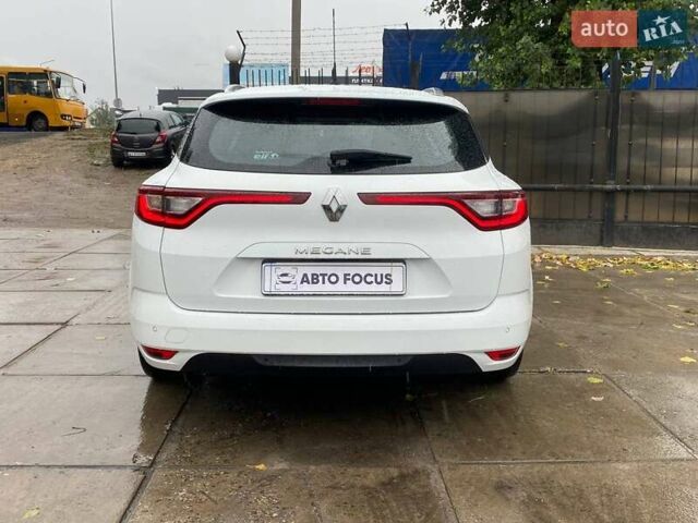 Белый Рено Меган, объемом двигателя 1.46 л и пробегом 197 тыс. км за 12490 $, фото 5 на Automoto.ua