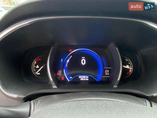 Білий Рено Меган, об'ємом двигуна 1.46 л та пробігом 259 тис. км за 11999 $, фото 15 на Automoto.ua