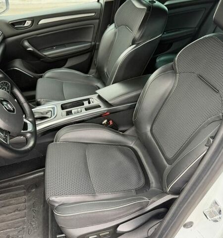 Белый Рено Меган, объемом двигателя 1.46 л и пробегом 290 тыс. км за 12300 $, фото 50 на Automoto.ua