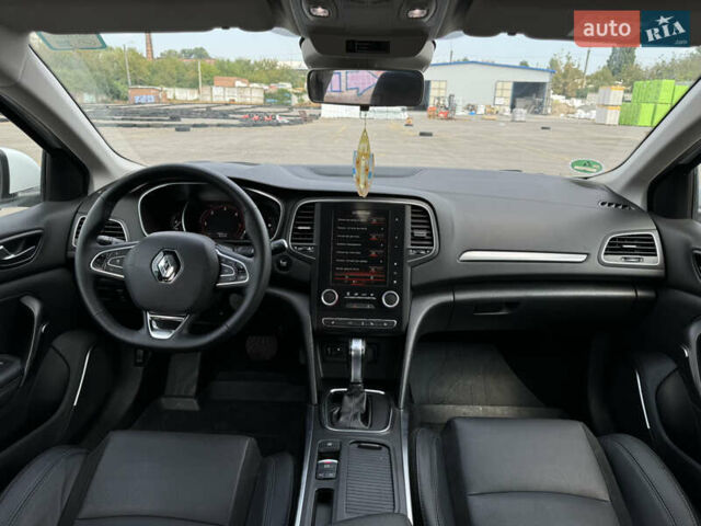 Белый Рено Меган, объемом двигателя 1.46 л и пробегом 268 тыс. км за 11900 $, фото 50 на Automoto.ua