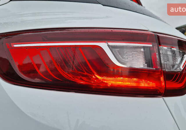 Белый Рено Меган, объемом двигателя 1.5 л и пробегом 150 тыс. км за 14290 $, фото 13 на Automoto.ua