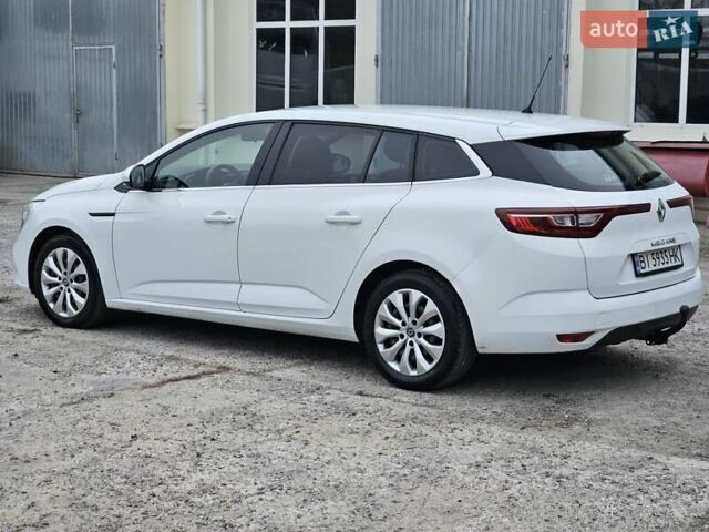 Белый Рено Меган, объемом двигателя 1.5 л и пробегом 175 тыс. км за 10300 $, фото 3 на Automoto.ua