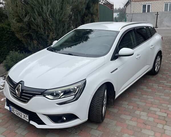 Белый Рено Меган, объемом двигателя 1.46 л и пробегом 194 тыс. км за 15850 $, фото 30 на Automoto.ua