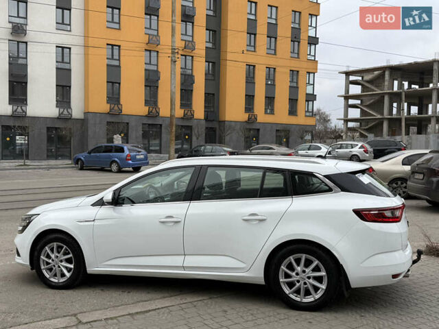 Белый Рено Меган, объемом двигателя 1.46 л и пробегом 148 тыс. км за 14500 $, фото 6 на Automoto.ua
