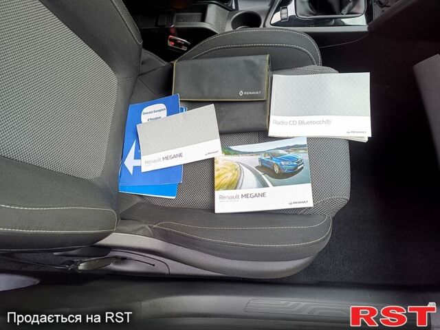 Белый Рено Меган, объемом двигателя 1.5 л и пробегом 190 тыс. км за 11500 $, фото 7 на Automoto.ua