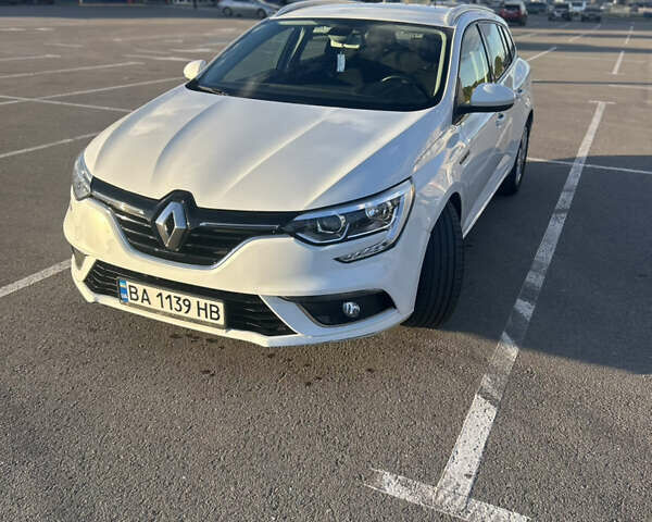 Білий Рено Меган, об'ємом двигуна 1.46 л та пробігом 228 тис. км за 11000 $, фото 1 на Automoto.ua