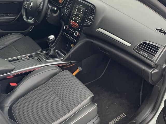 Белый Рено Меган, объемом двигателя 1.5 л и пробегом 200 тыс. км за 11500 $, фото 7 на Automoto.ua