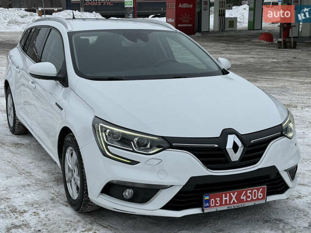 Белый Рено Меган, объемом двигателя 1.5 л и пробегом 164 тыс. км за 12600 $, фото 6 на Automoto.ua