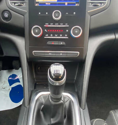 Білий Рено Меган, об'ємом двигуна 1.5 л та пробігом 259 тис. км за 12600 $, фото 10 на Automoto.ua