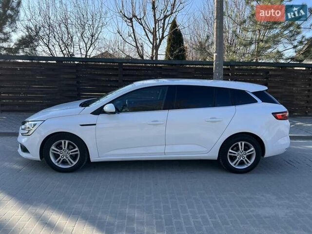 Белый Рено Меган, объемом двигателя 1.46 л и пробегом 312 тыс. км за 11750 $, фото 3 на Automoto.ua